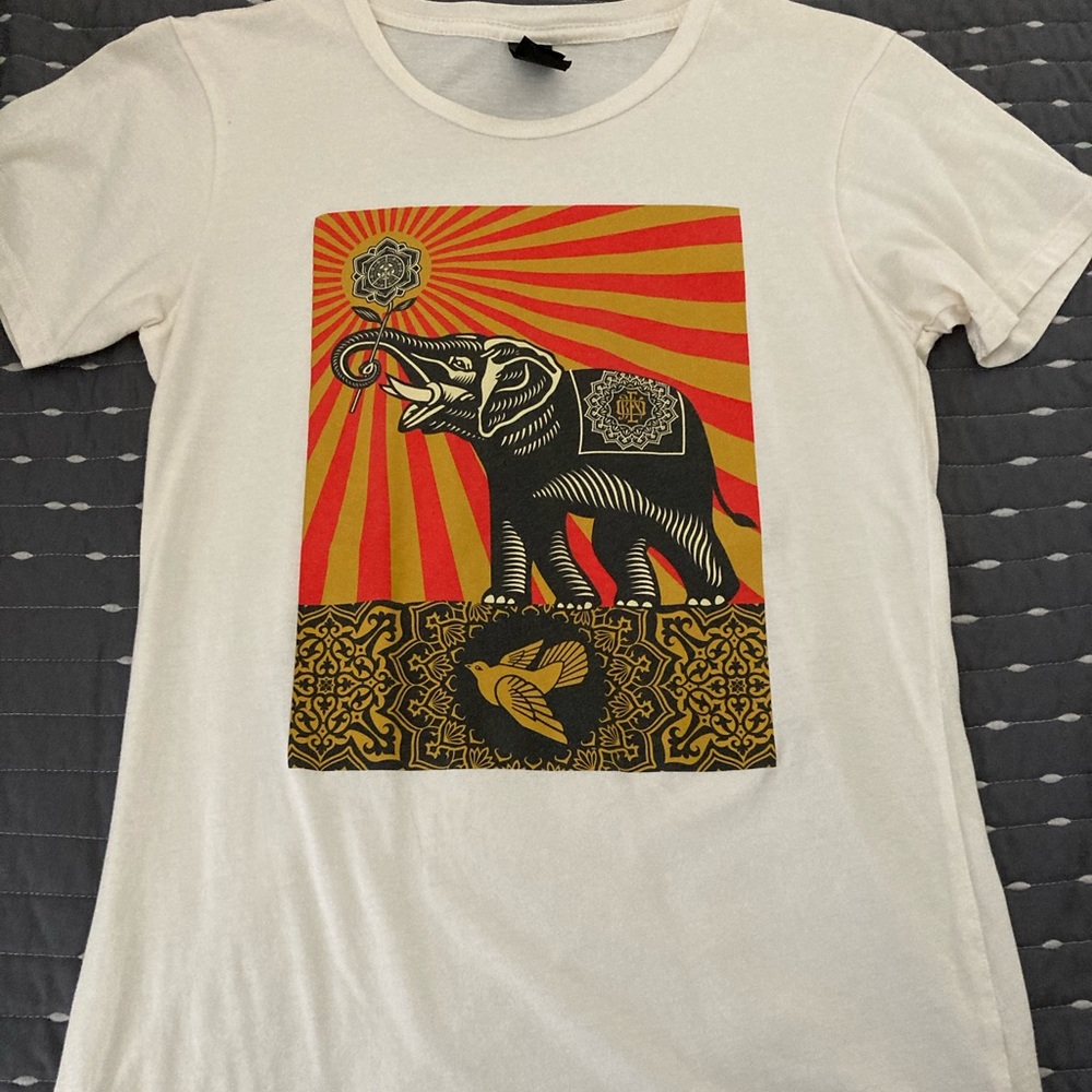 Obey tee in good condition